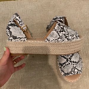 Snakeskin espadrille wedge
